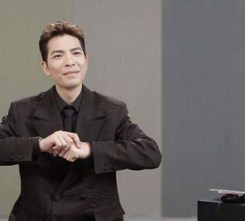 萧敬腾爆料真实身高视频,真实身高曝光引网友热议  第1张